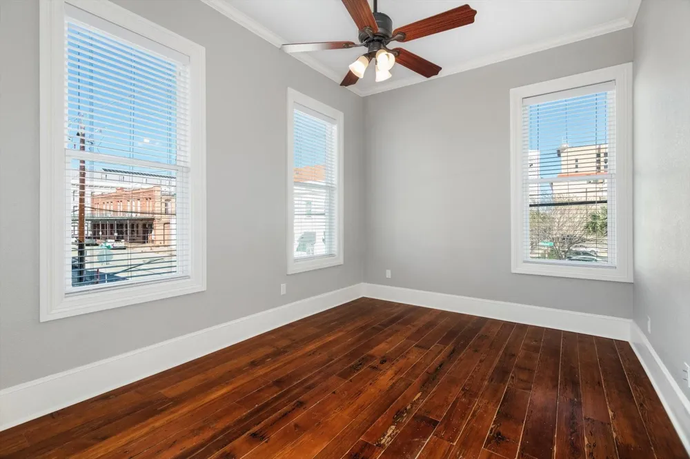 405 24th Street Street #202 Galveston, TX 77550