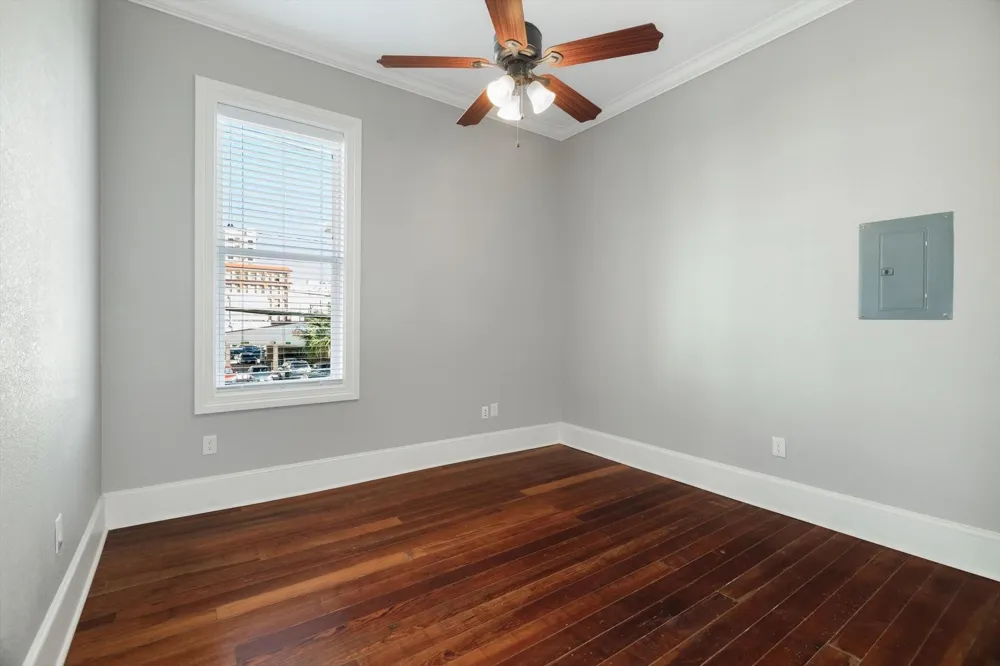 405 24th Street Street #202 Galveston, TX 77550