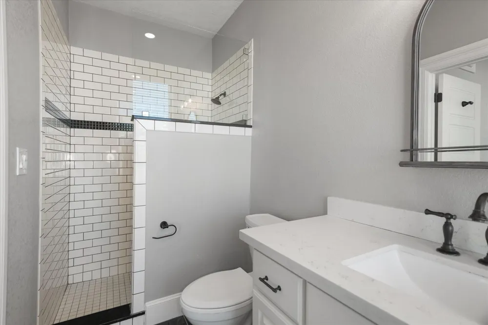 405 24th Street Street #202 Galveston, TX 77550
