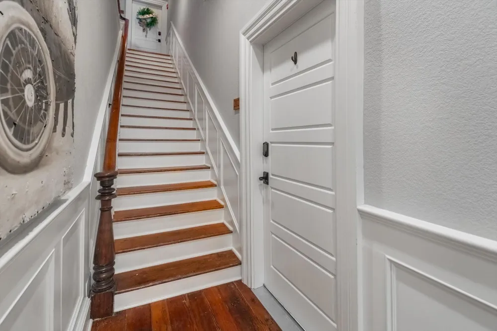 405 24th Street Street #202 Galveston, TX 77550