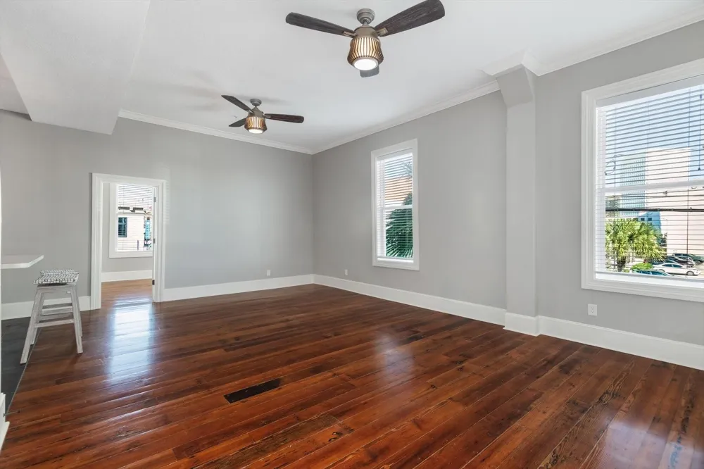 405 24th Street Street #202 Galveston, TX 77550