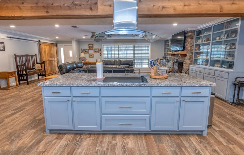 8775 Lone Star Road Washington, TX 77880