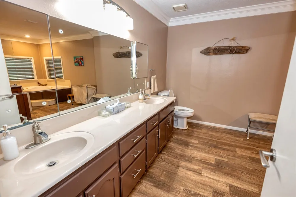 8775 Lone Star Road Washington, TX 77880