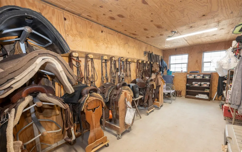 8775 Lone Star Road Washington, TX 77880