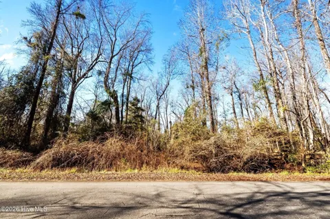 107 Tradewinds Road