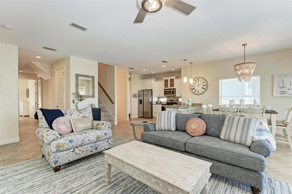203 HARBOR DRIVE Holmes Beach, FL 34217