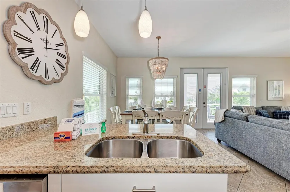 203 HARBOR DRIVE Holmes Beach, FL 34217