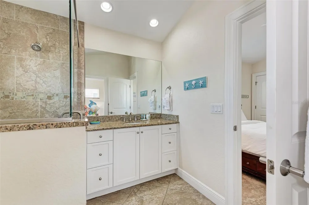 203 HARBOR DRIVE Holmes Beach, FL 34217