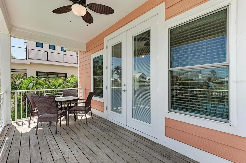 203 HARBOR DRIVE Holmes Beach, FL 34217