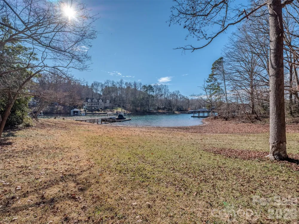 4677 Stratford Lane Denver, NC 28037