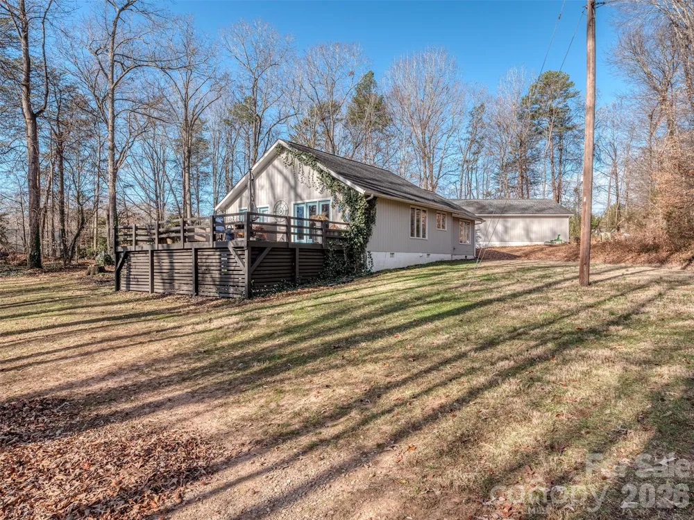 4677 Stratford Lane Denver, NC 28037