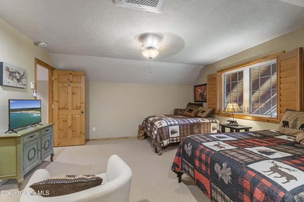 778 B STREET Sandpoint, ID 83864