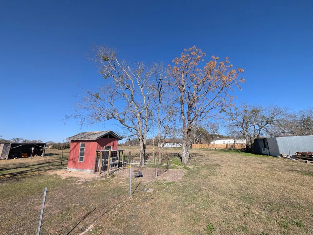 17941 State Highway 36 S Somerville, TX 77879