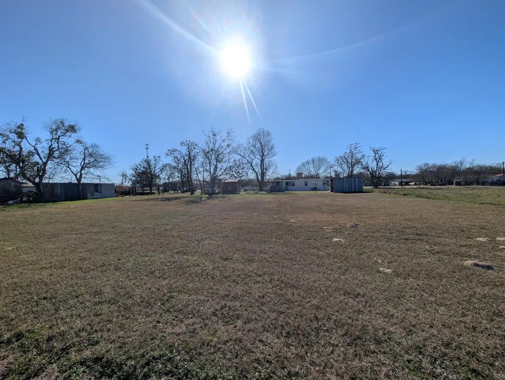 17941 State Highway 36 S Somerville, TX 77879