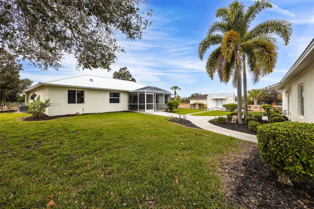 1197 April Ave La Belle, FL 33935