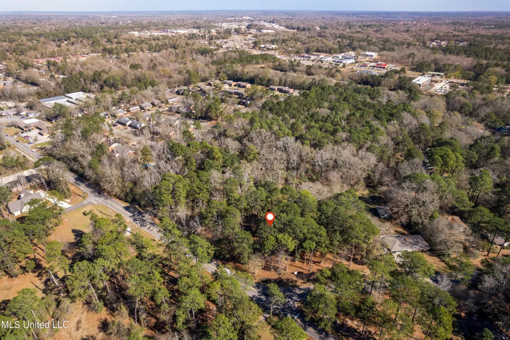 1906 S 28th Avenue Ext. Hattiesburg, MS 39402