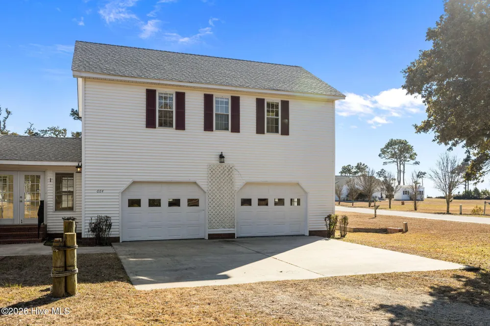 664 Seashore Drive Atlantic, NC 28511