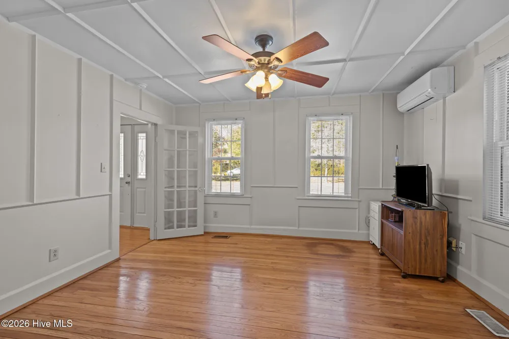 664 Seashore Drive Atlantic, NC 28511