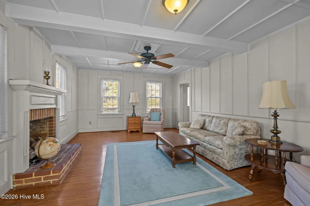 664 Seashore Drive Atlantic, NC 28511