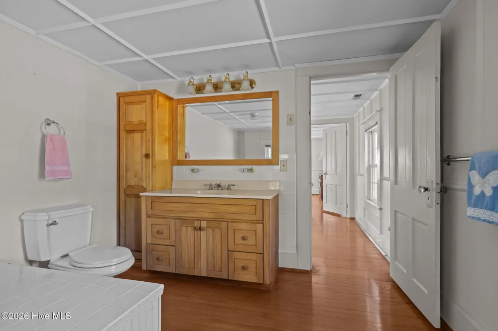 664 Seashore Drive Atlantic, NC 28511