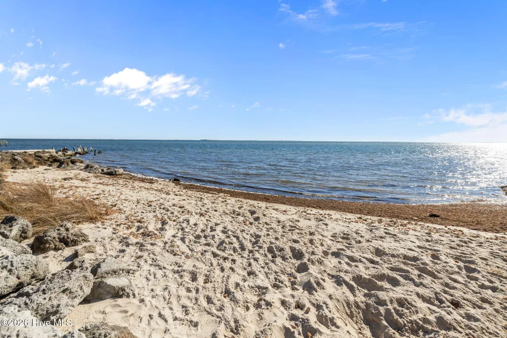 664 Seashore Drive Atlantic, NC 28511