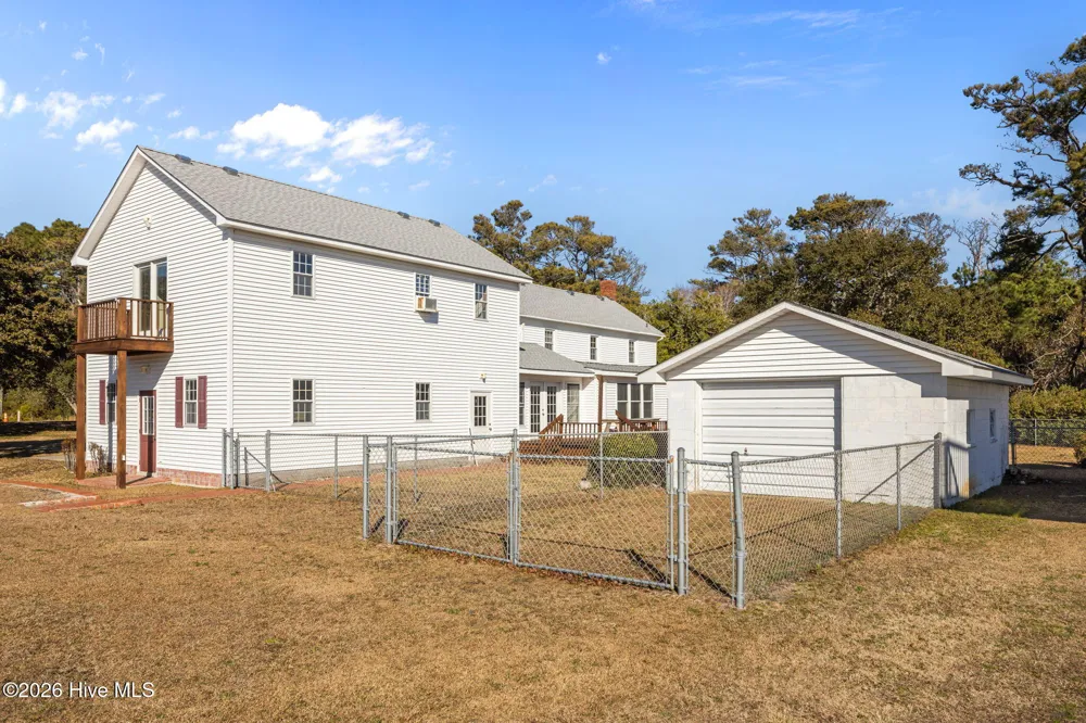664 Seashore Drive Atlantic, NC 28511