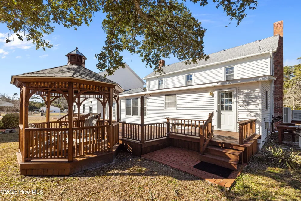 664 Seashore Drive Atlantic, NC 28511
