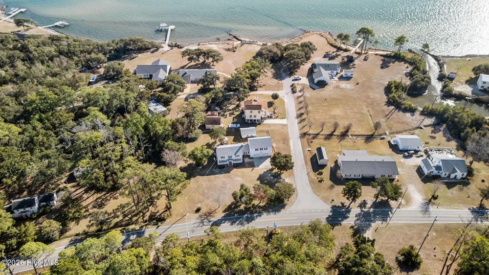 664 Seashore Drive Atlantic, NC 28511