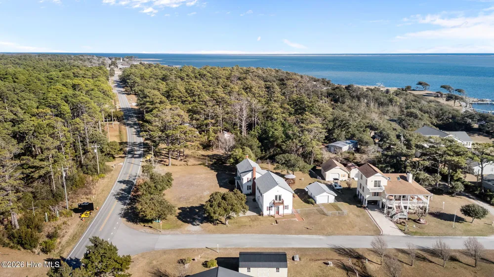 664 Seashore Drive Atlantic, NC 28511