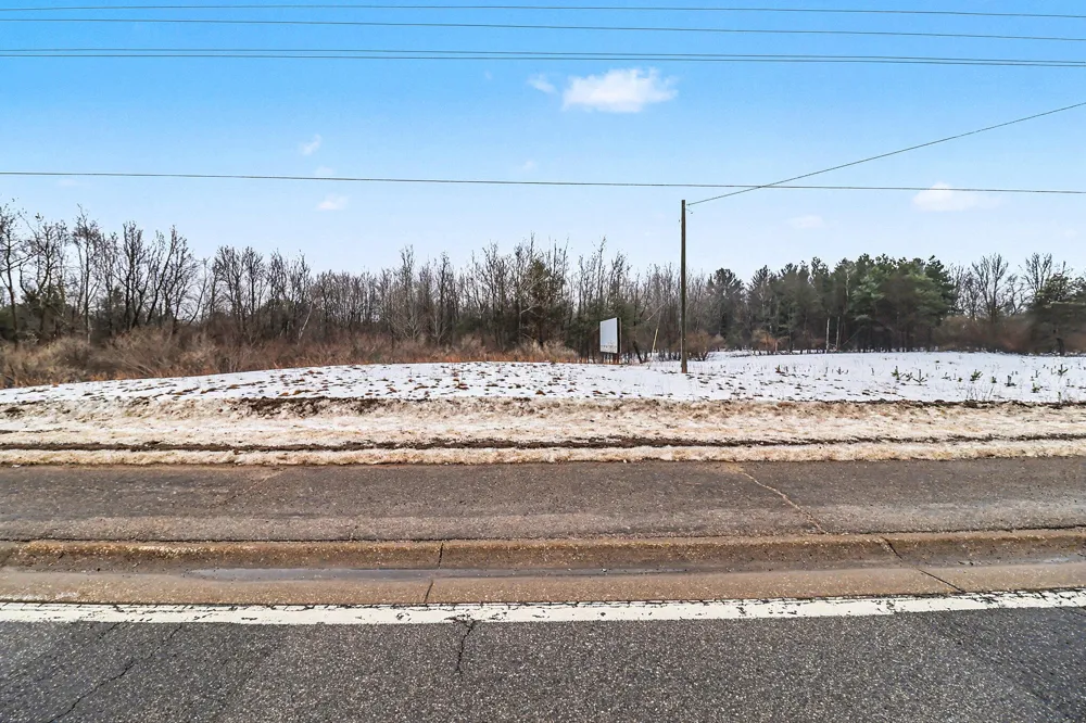 2655 W US-10 Ludington, MI 49431