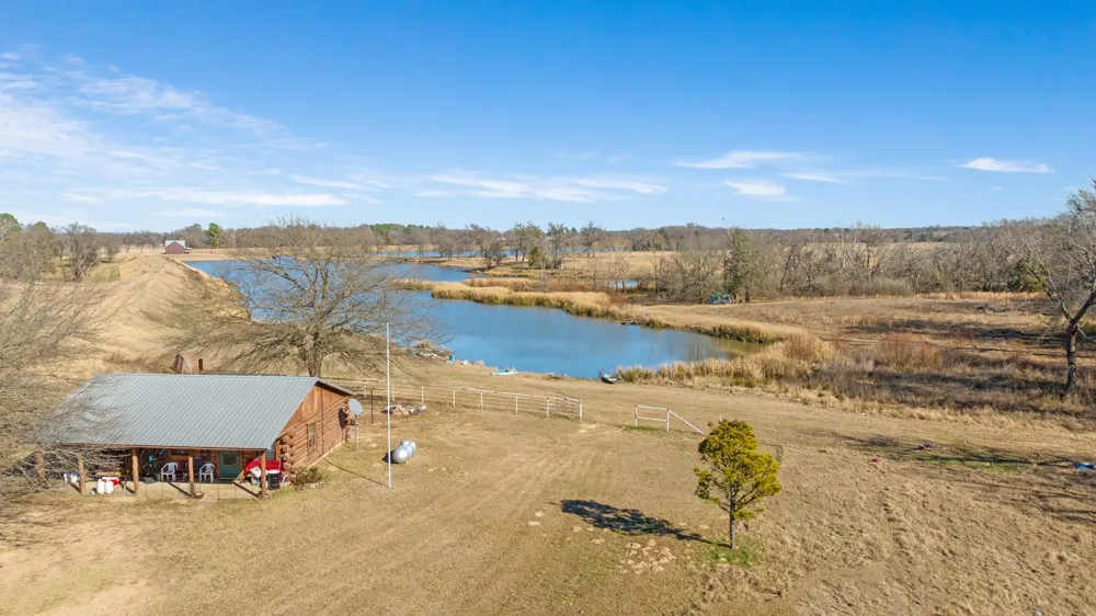 4060 CR 36220 Sumner, TX 75486