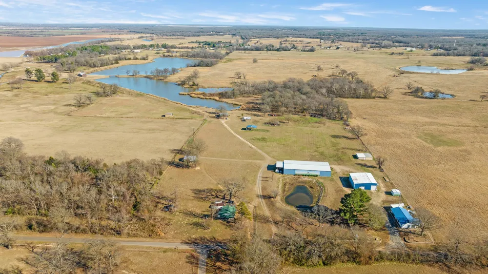 4060 CR 36220 Sumner, TX 75486