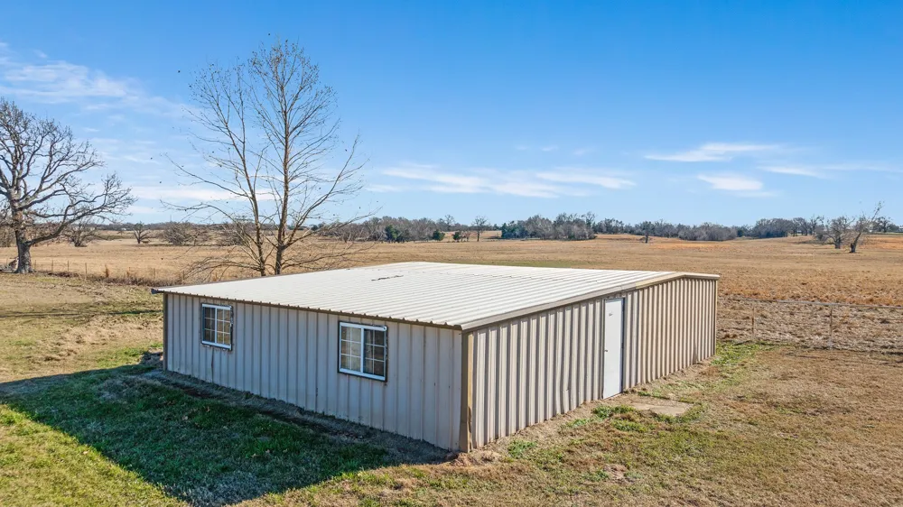 4060 CR 36220 Sumner, TX 75486