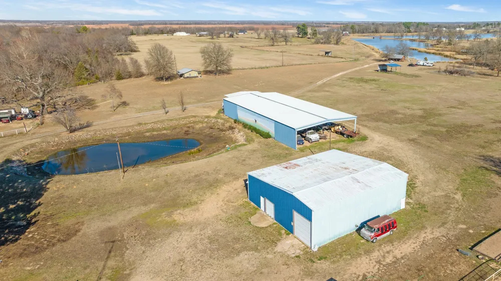 4060 CR 36220 Sumner, TX 75486