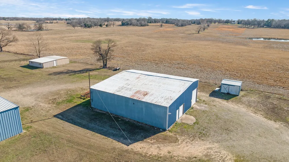 4060 CR 36220 Sumner, TX 75486
