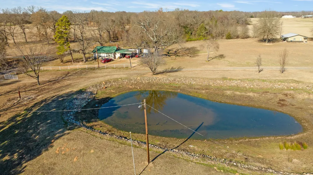 4060 CR 36220 Sumner, TX 75486