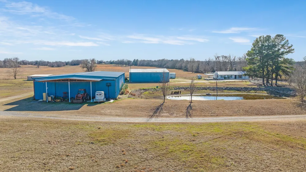 4060 CR 36220 Sumner, TX 75486