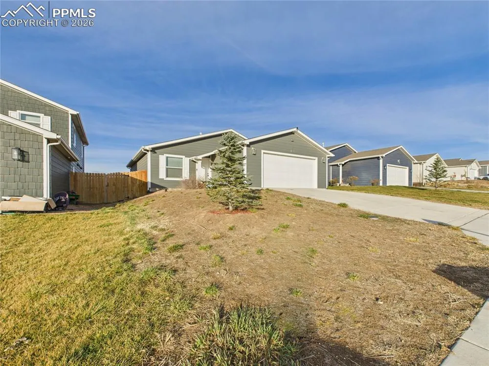 1424 Rivers Run Avenue Pueblo, CO 81001