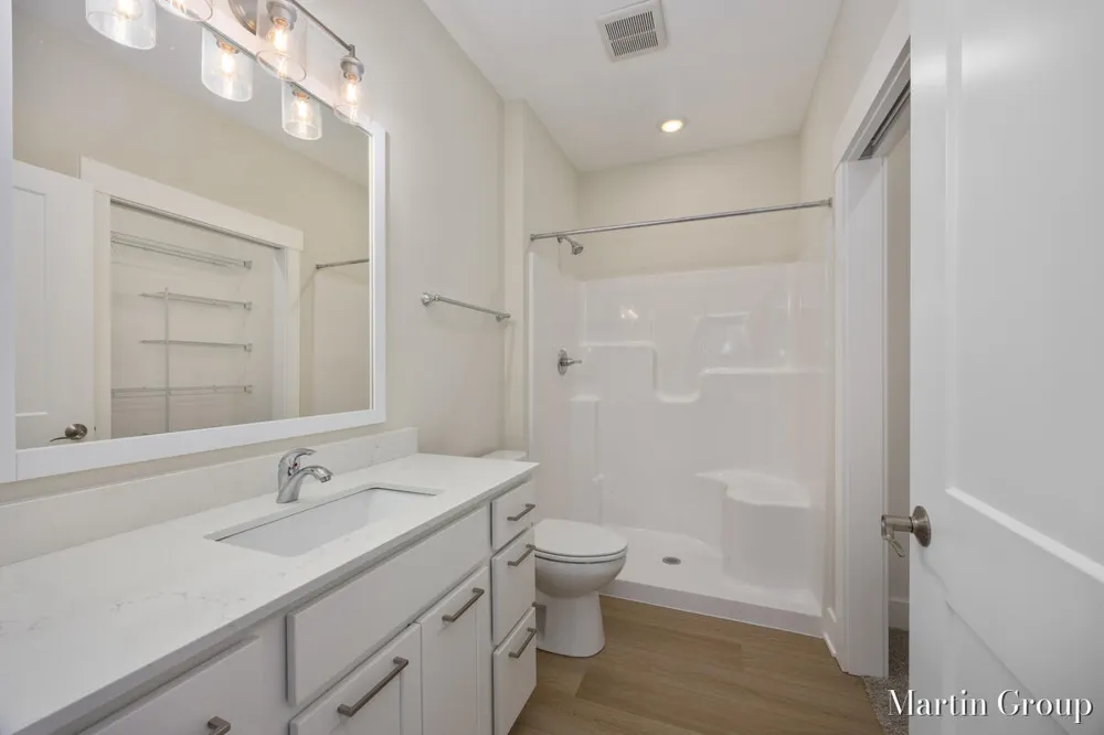 2247 Watertown Way NE Grand Rapids City, MI 49505