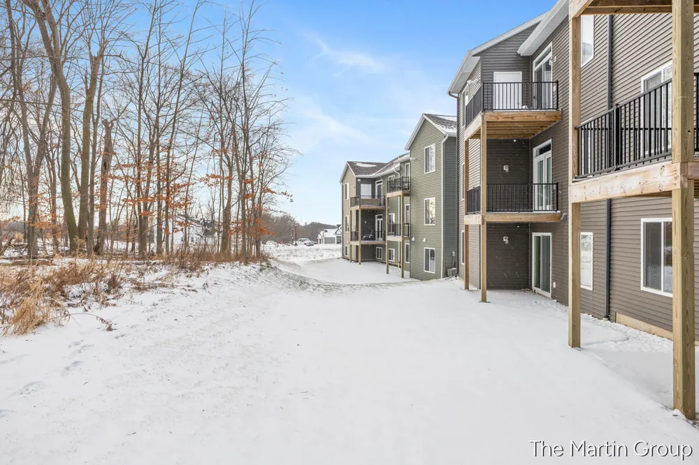 2247 Watertown Way NE Grand Rapids City, MI 49505