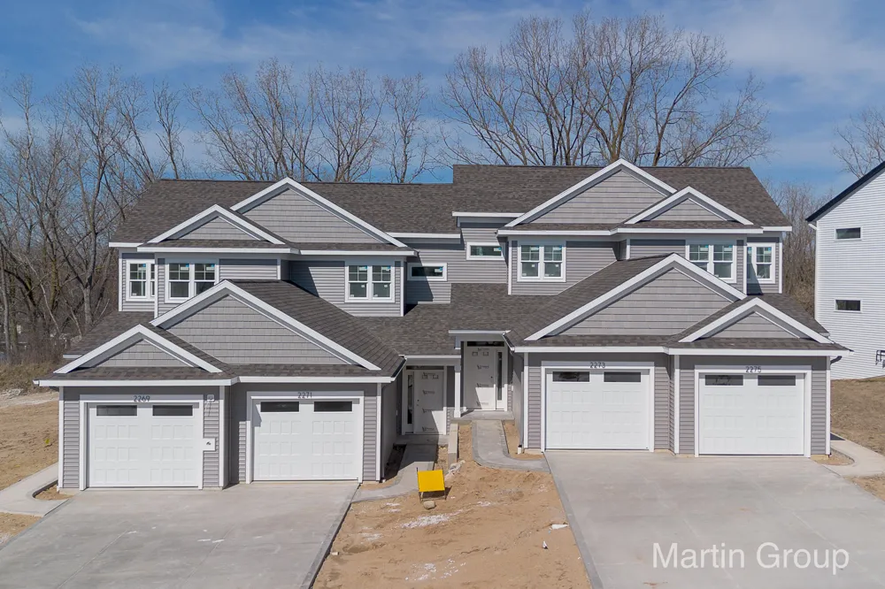 2247 Watertown Way NE Grand Rapids City, MI 49505