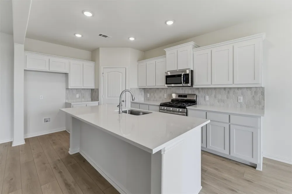 3506 Helena Street Gainesville, TX 76240