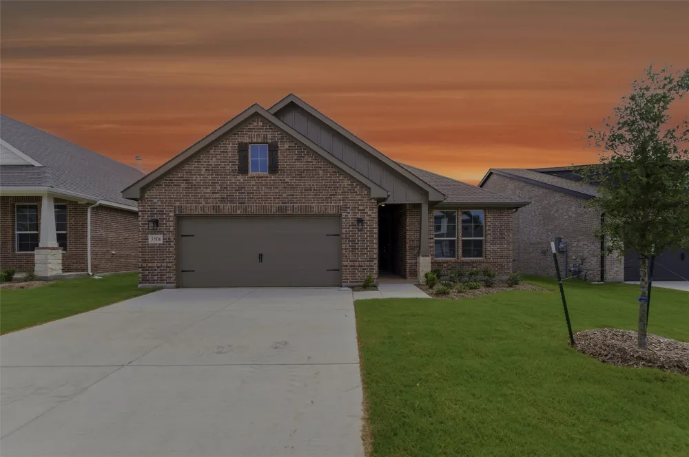3506 Helena Street Gainesville, TX 76240