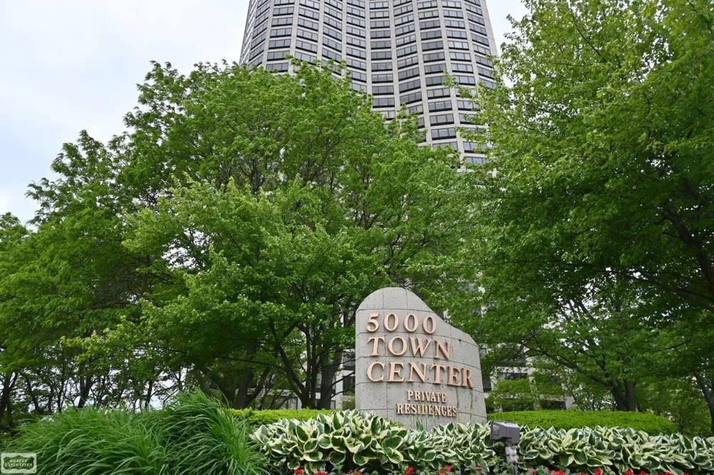 5000 Town Center Southfield City, MI 48075