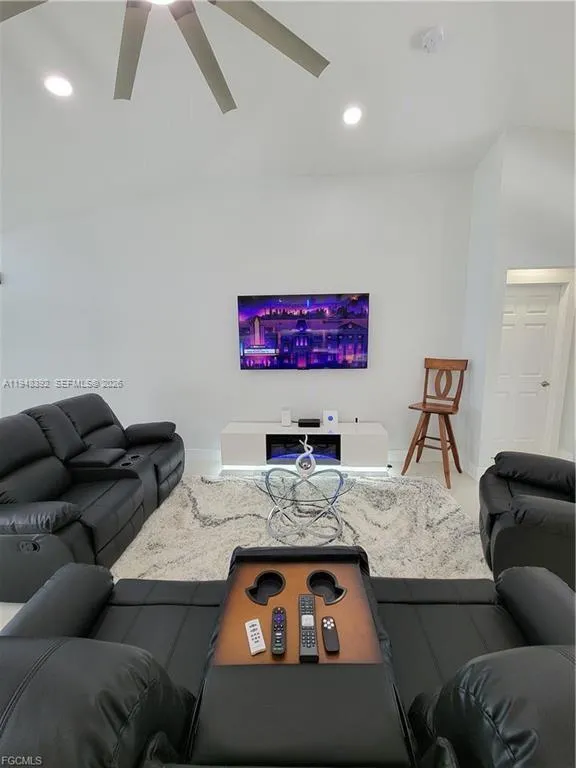 237 SW 47TH ST #0 Cape Coral, FL 33914
