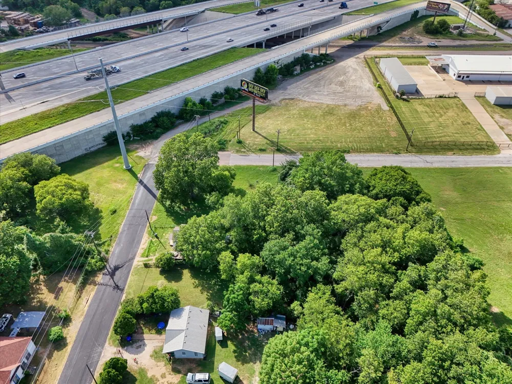 700 Spring Street Waco, TX 76704
