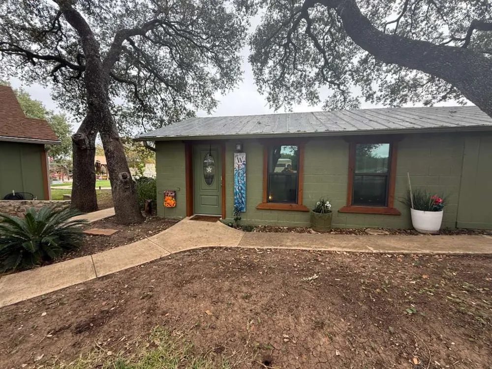 2425 Quail Foot Street San Antonio, TX 78253