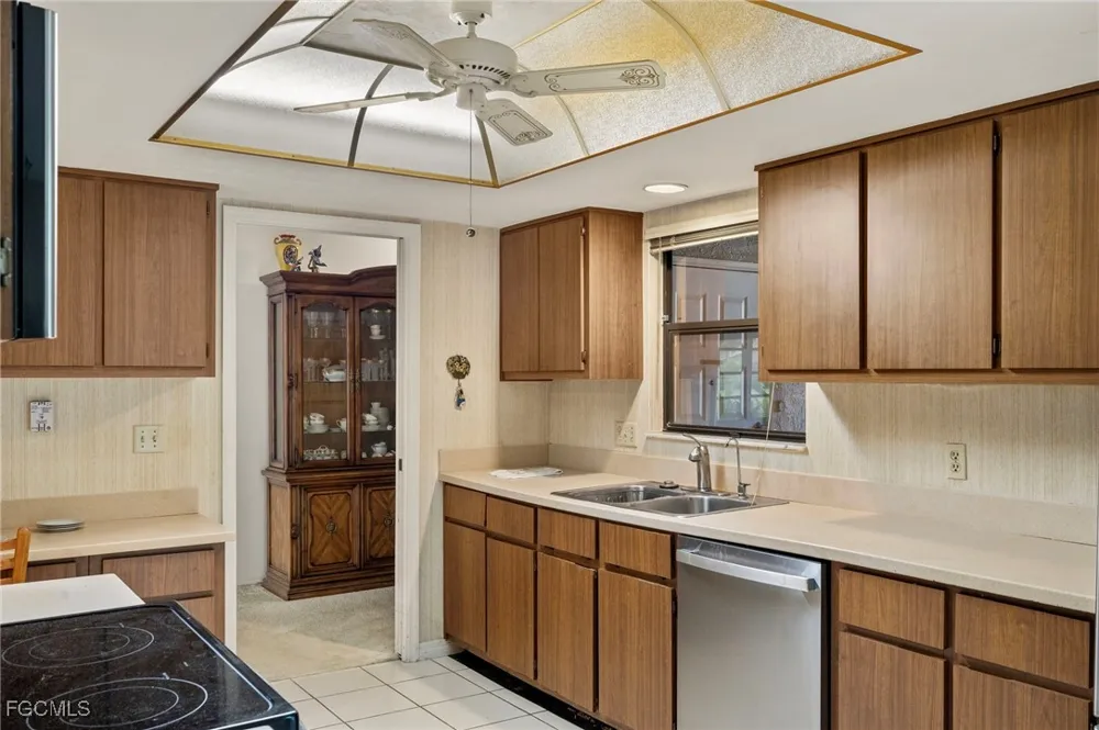 Arvine Circle Fort Myers, FL 33919