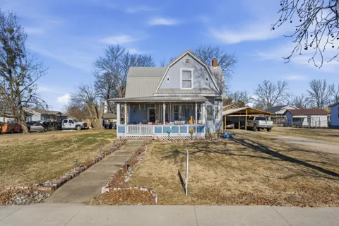 206 E Conner Avenue