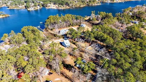 4002 Schooner Circle